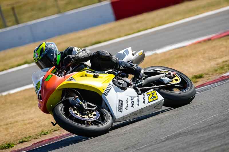 donington no limits trackday;donington park photographs;donington trackday photographs;no limits trackdays;peter wileman photography;trackday digital images;trackday photos